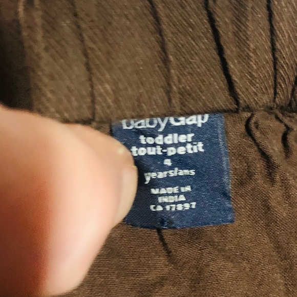 Baby Gap 4T brown embroidered skirt - Picture 4 of 4